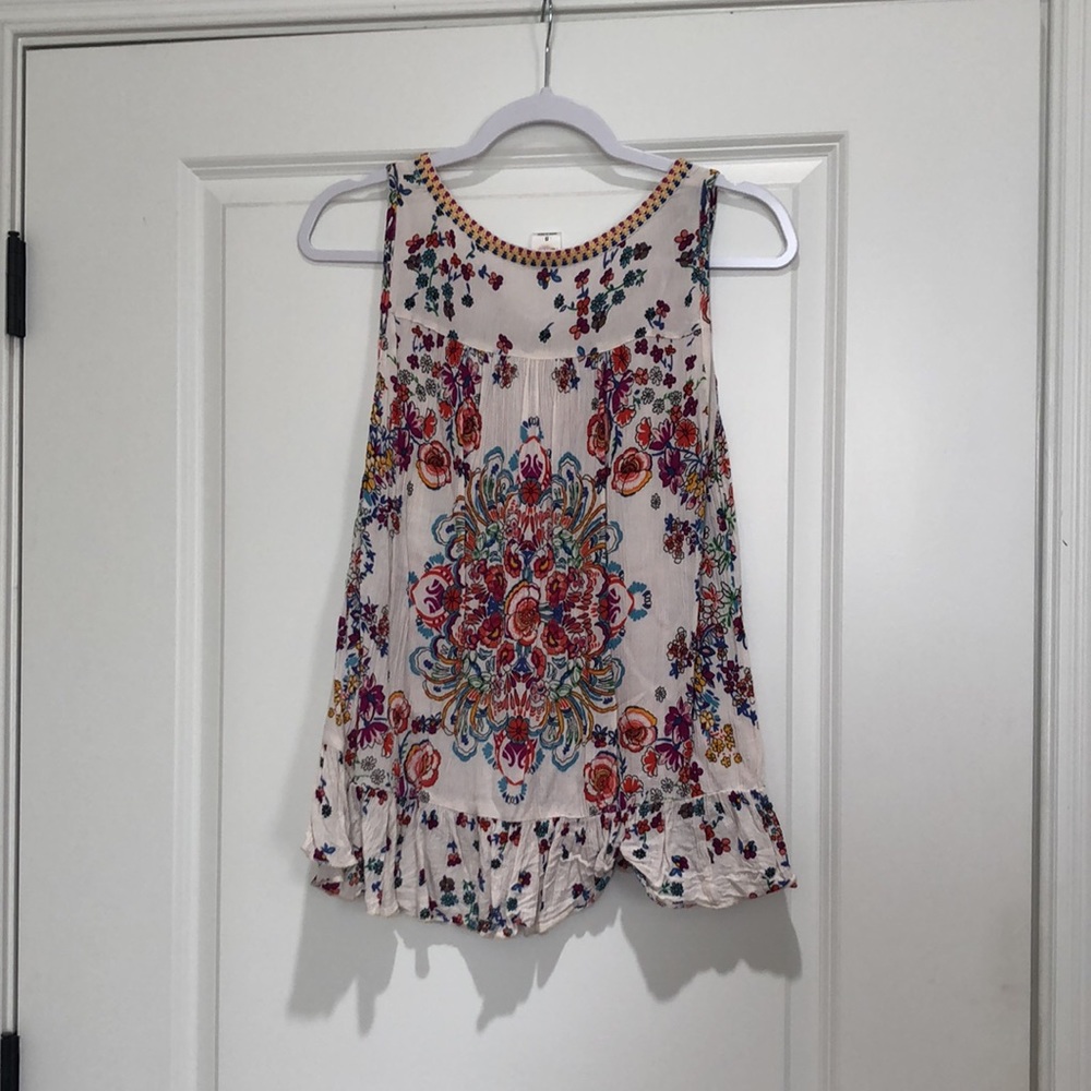 Patterned tank - Picture 3 of 3